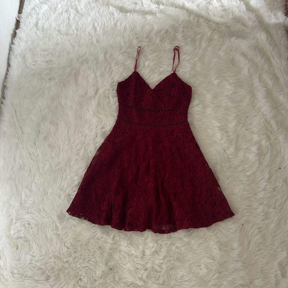 Francesca’s maroon lace mini dress size xs
